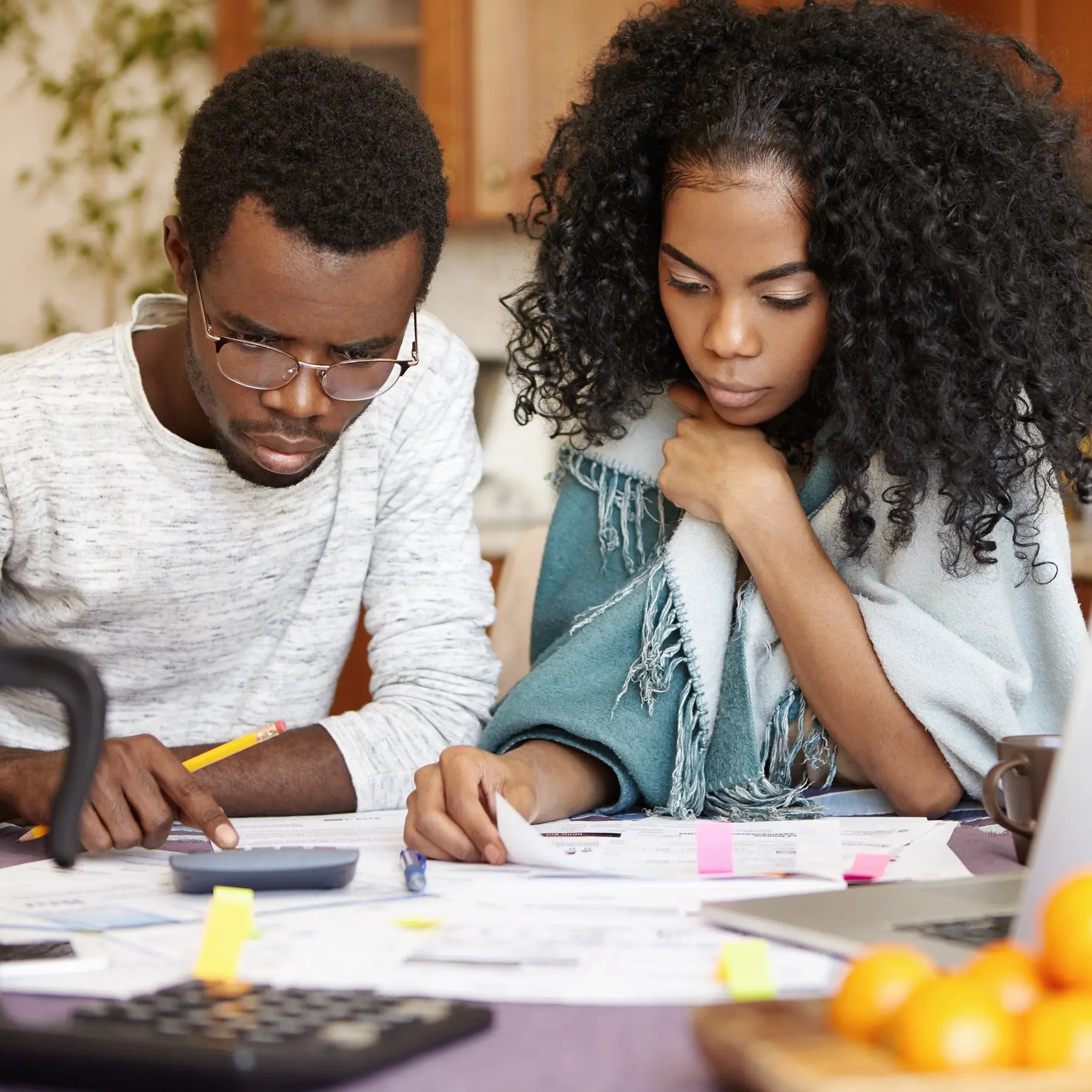 Paperwork_couple studying statements