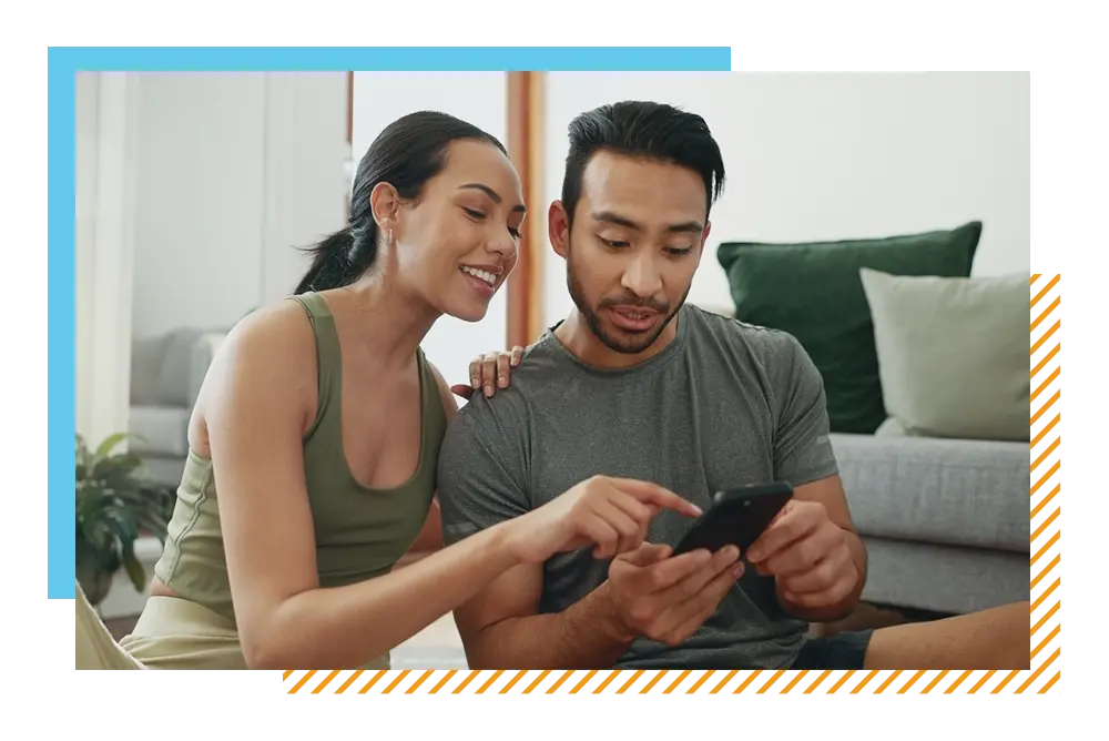 Product Feature_couple looking at mobile app together Product Feature_couple looking at mobile app together