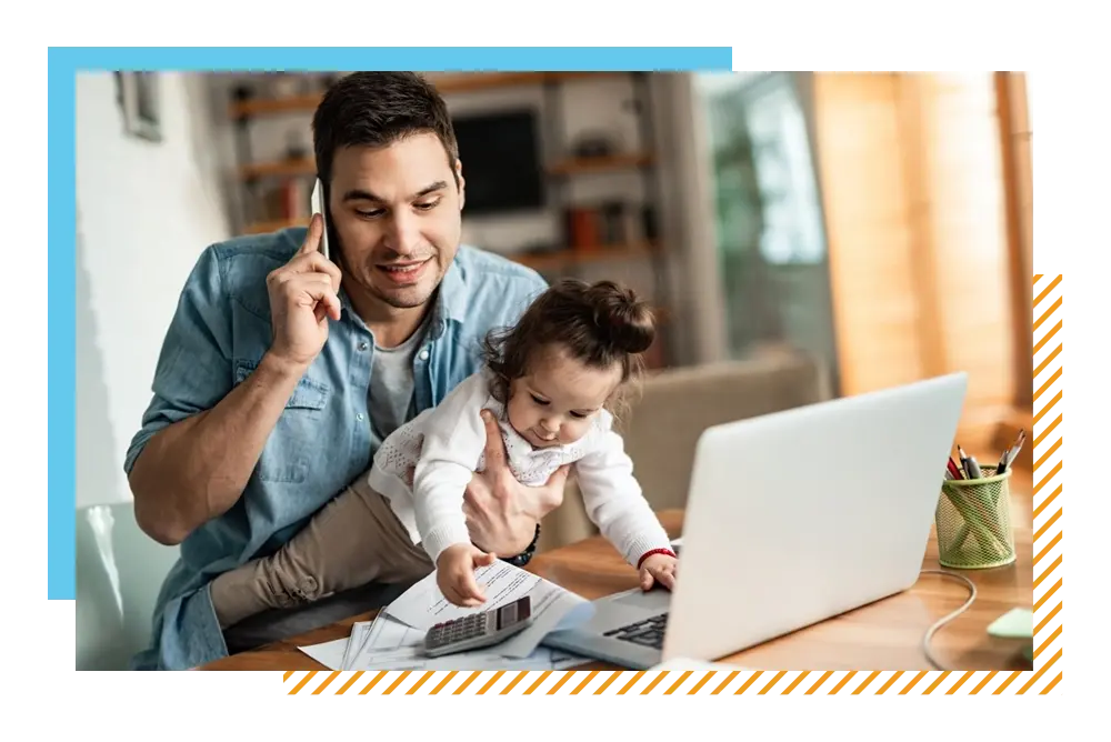 Product Feature_dad on computer with child Product Feature_dad on computer with child